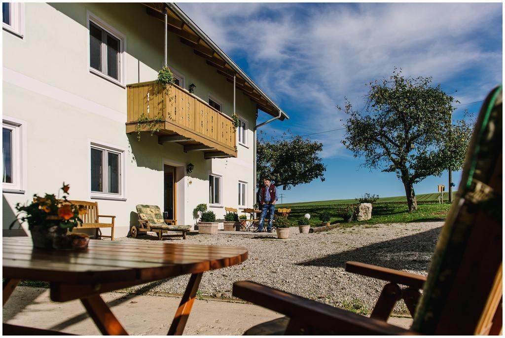 Niedermeierhof Apartment Ebersberg